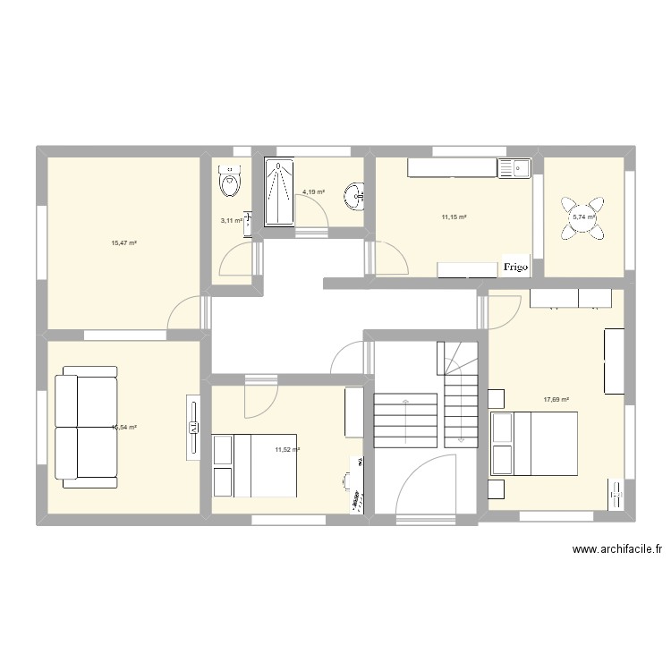 Appartement maison. Plan de 8 pièces et 84 m2