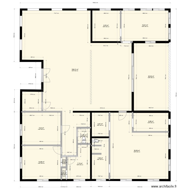 Maison 18X15 modifier 2023. Plan de 14 pièces et 247 m2