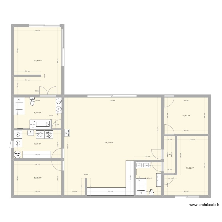 Maison bis. Plan de 9 pièces et 140 m2