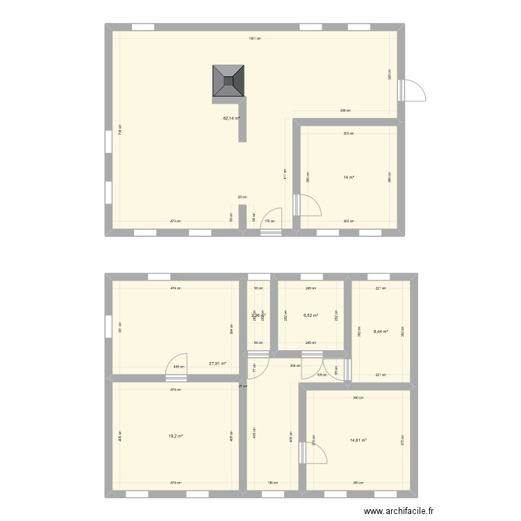 Plan de base de la maison. Plan de 8 pièces et 155 m2