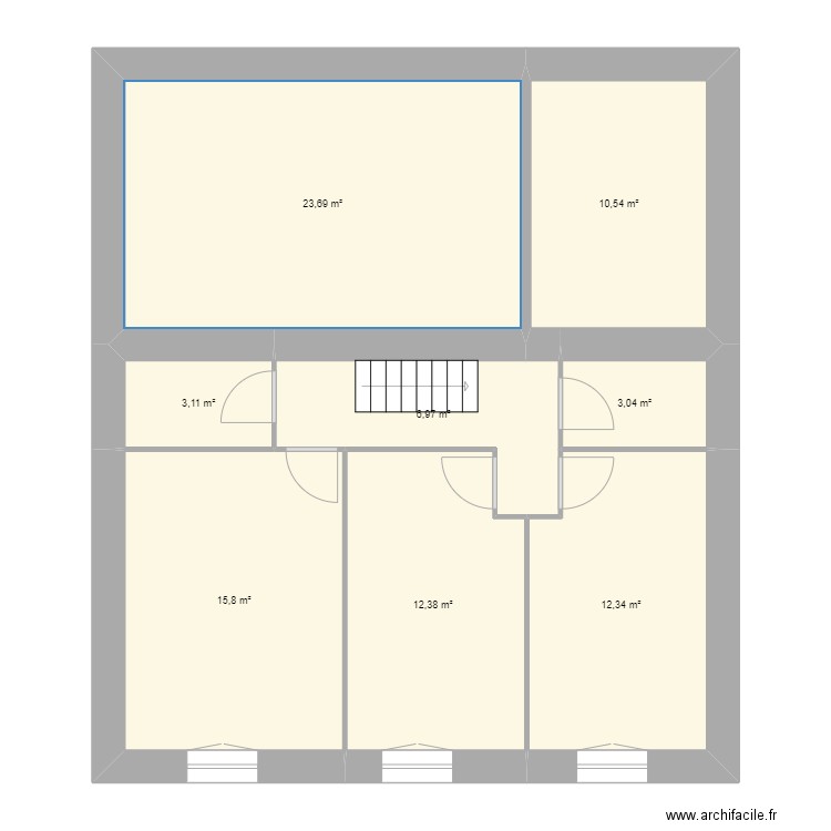 Ravaz Segonzac etage. Plan de 8 pièces et 88 m2