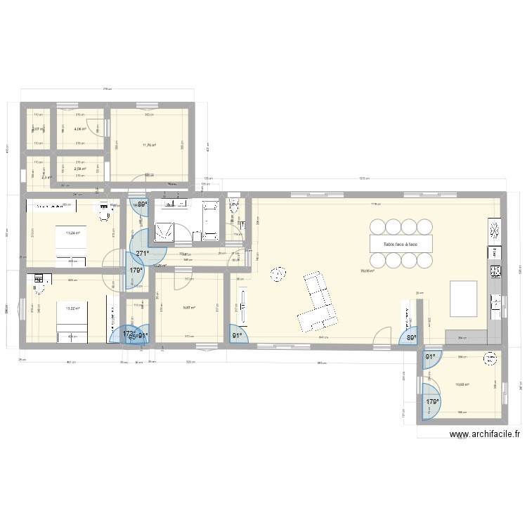 Maison 4. Plan de 11 pièces et 158 m2