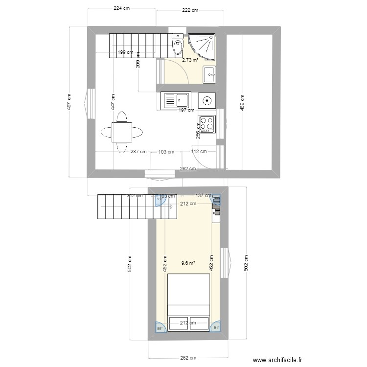 bungalow mezzanine. Plan de 2 pièces et 12 m2