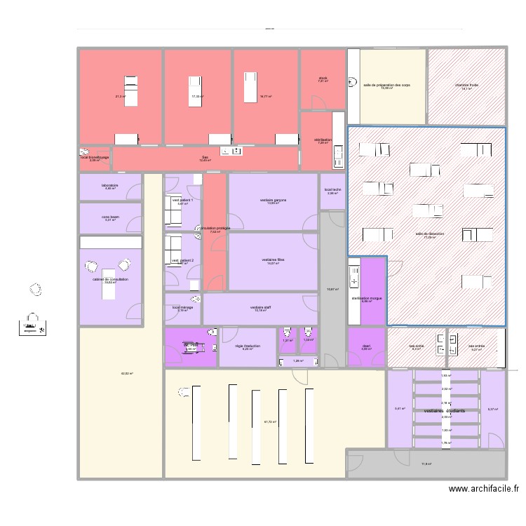 bloc a 2 salles  a inserer dans structure. Plan de 42 pièces et 470 m2