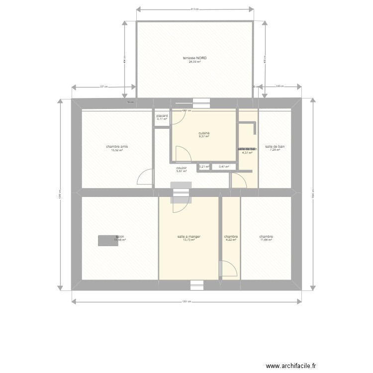 Appartement etage UMIA loi carrez 32,8M2. Plan de 13 pièces et 115 m2