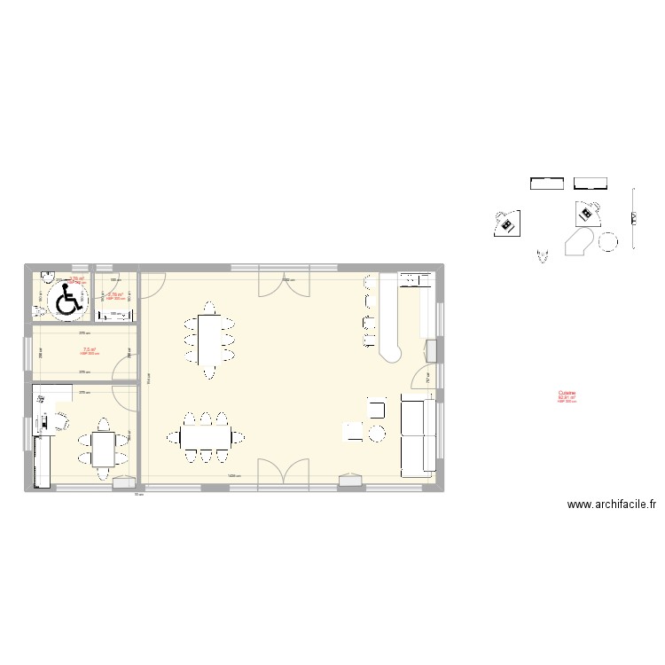club house. Plan de 4 pièces et 107 m2
