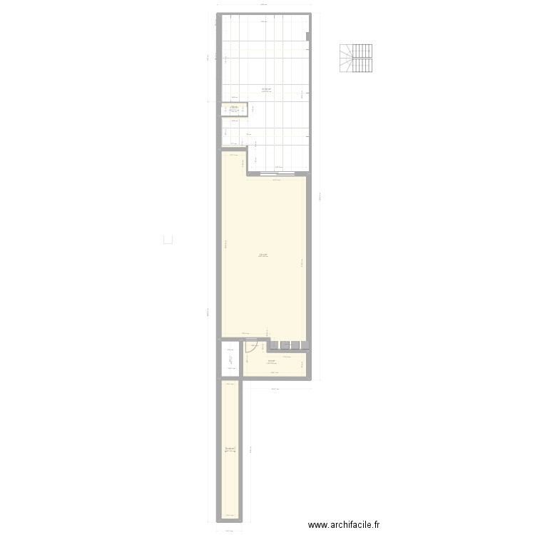 15TRSL - Carrelage droit. Plan de 5 pièces et 151 m2