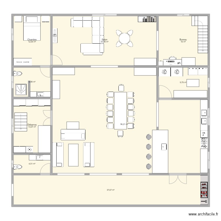 Maison Mangily 09 novembre 2022. Plan de 9 pièces et 230 m2