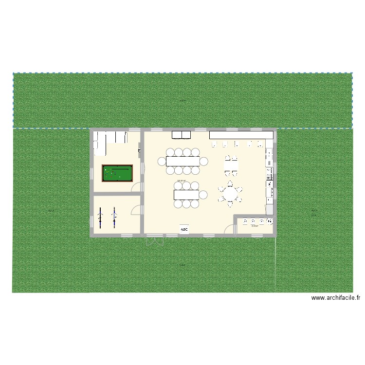 Un étgae. Plan de 2 pièces et 125 m2