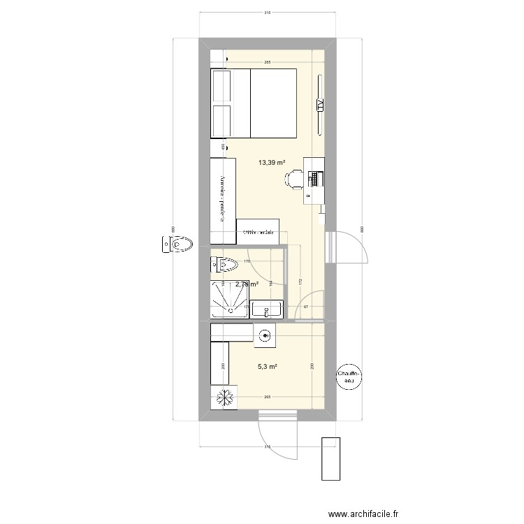 Garage Etroit en studio/cellier avec petit SDB et plus grand cellier. Plan de 3 pièces et 21 m2