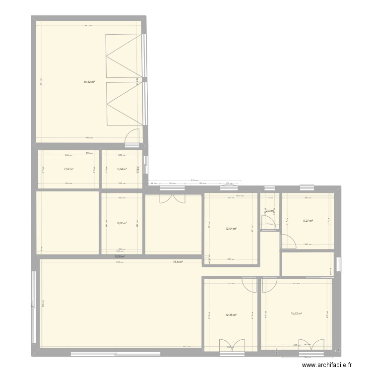 Maison2. Plan de 11 pièces et 277 m2