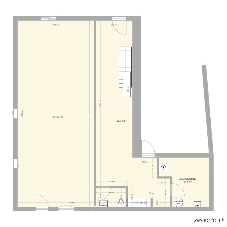 SOUS SOL MAISON. Plan de 0 pièce et 0 m2
