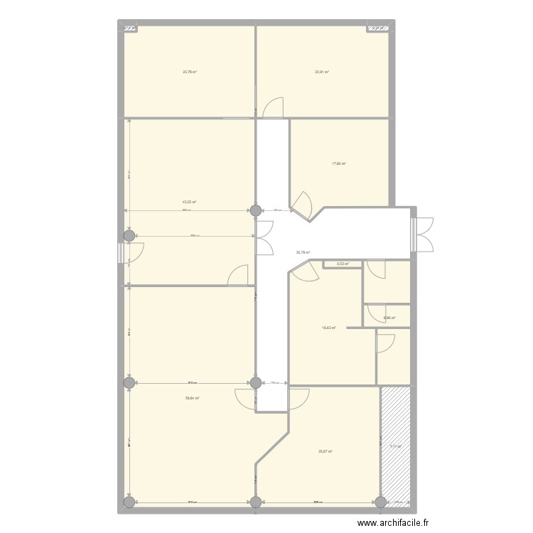 Labo rdz. Plan de 13 pièces et 262 m2