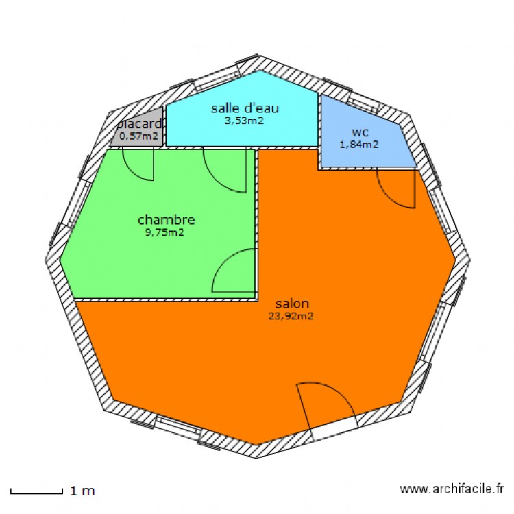 case octogonale sans meubles. Plan de 0 pièce et 0 m2