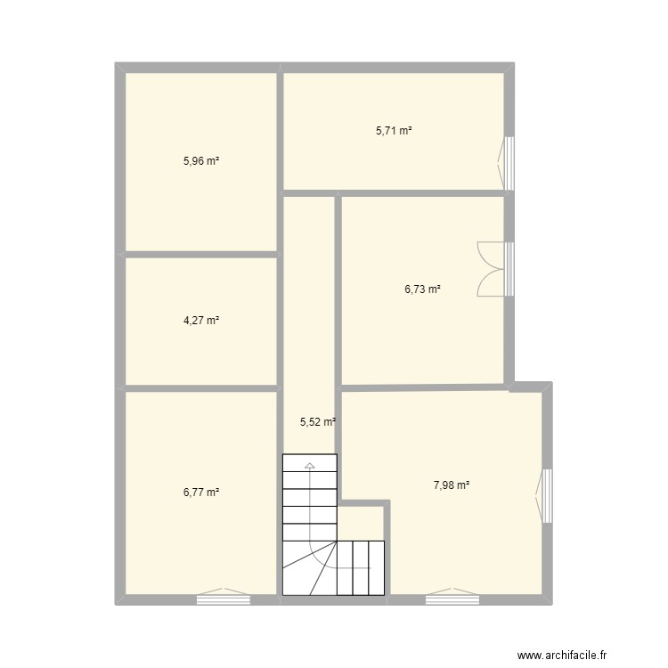 Saint-Luc 1er étage. Plan de 7 pièces et 43 m2