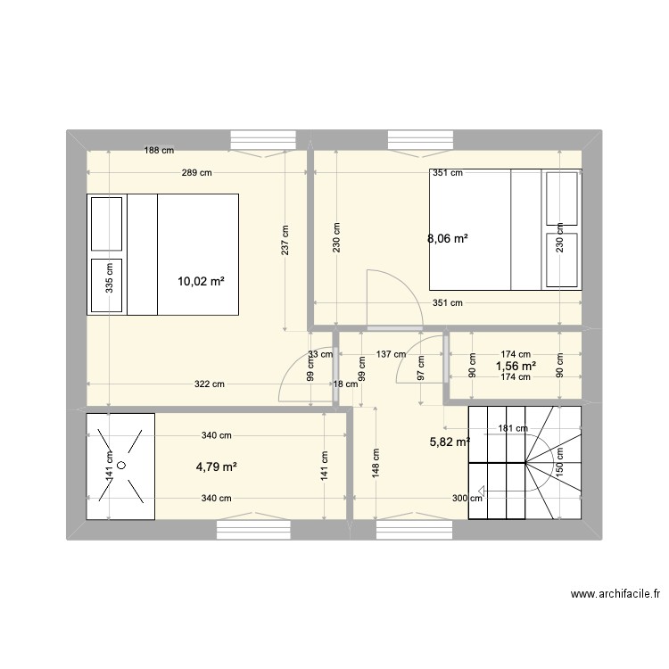 Argeles Etage. Plan de 5 pièces et 30 m2