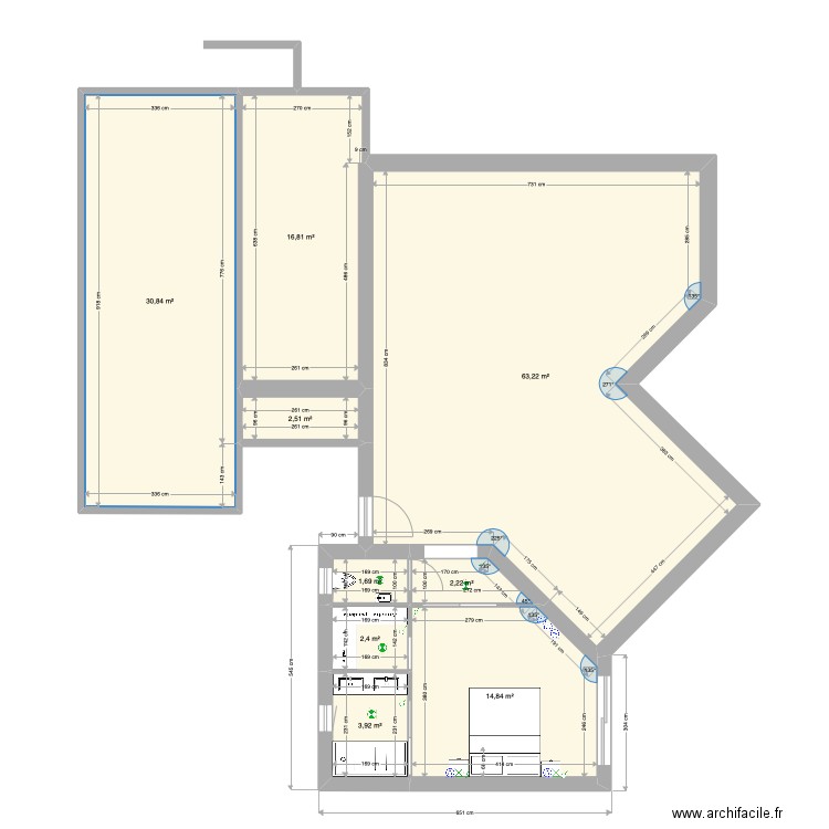 Carles v5. Plan de 27 pièces et 409 m2