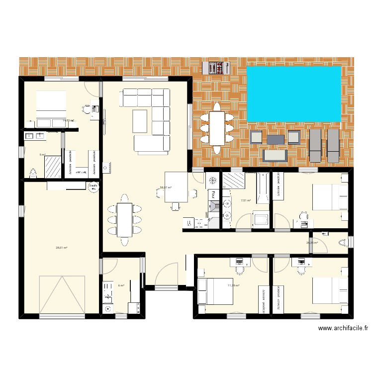 Maison familiale. Plan de 8 pièces et 157 m2