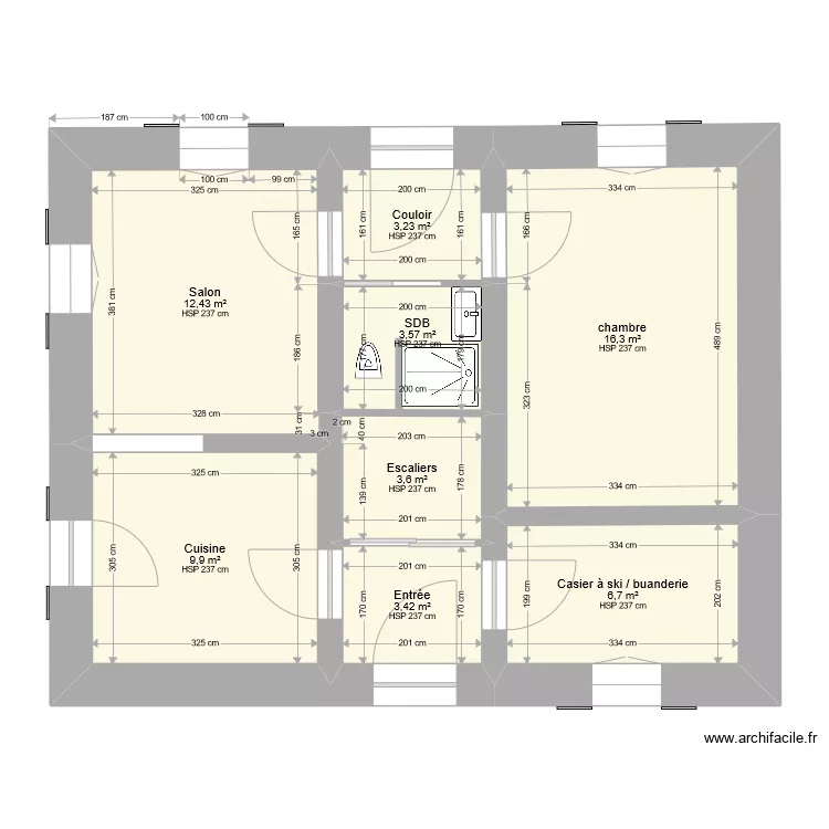 Appartement RDC Saint veran avec isolation. Plan de Appartement RDC Saint veran avec isolation. Plan de