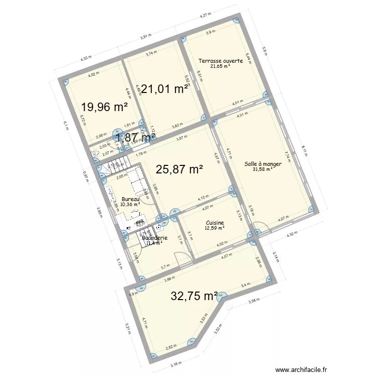 Bureau + buanderie. Plan de 10 pièces et 189 m²