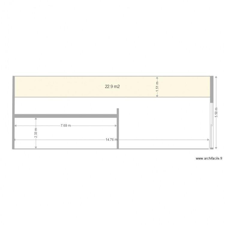 coupe mur coté parking Est. Plan de 0 pièce et 0 m2