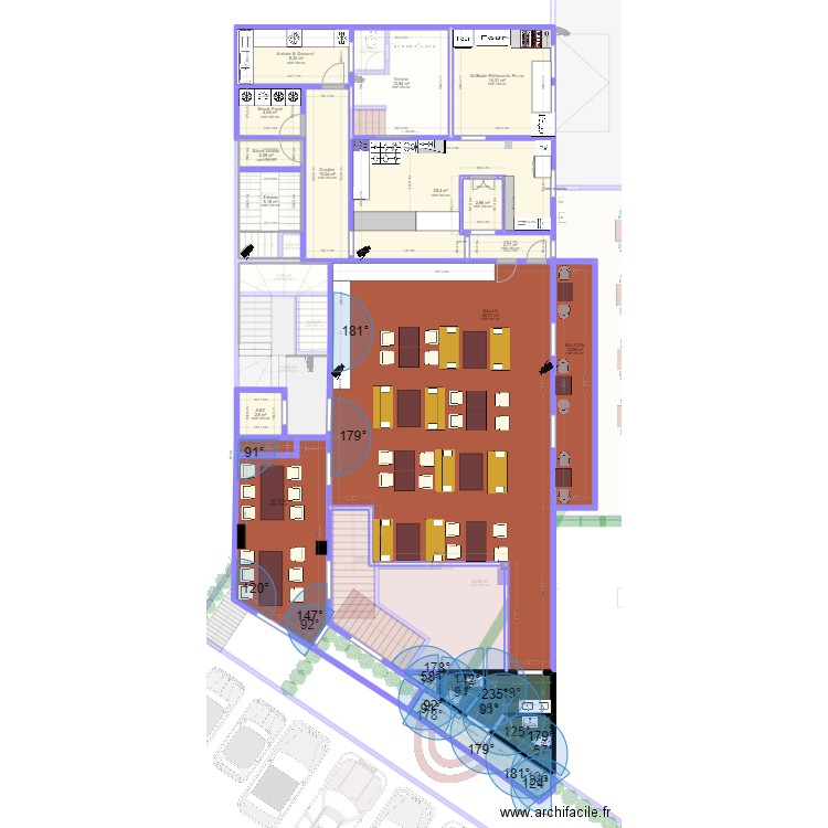 RESTAURANT ACI 2000. Plan de 42 pièces et 544 m2