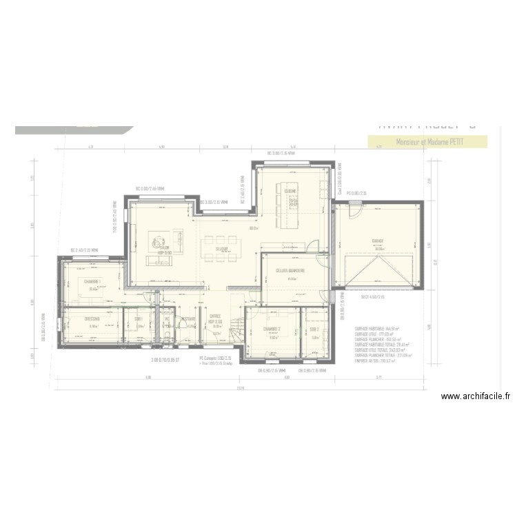 PirainoV1. Plan de 15 pièces et 260 m2