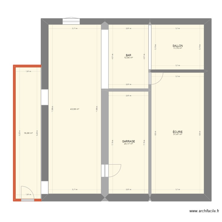 Maison. Plan de 6 pièces et 137 m2