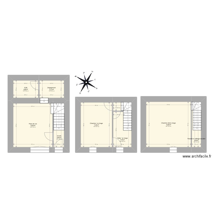 Petite maison. Plan de 8 pièces et 74 m2