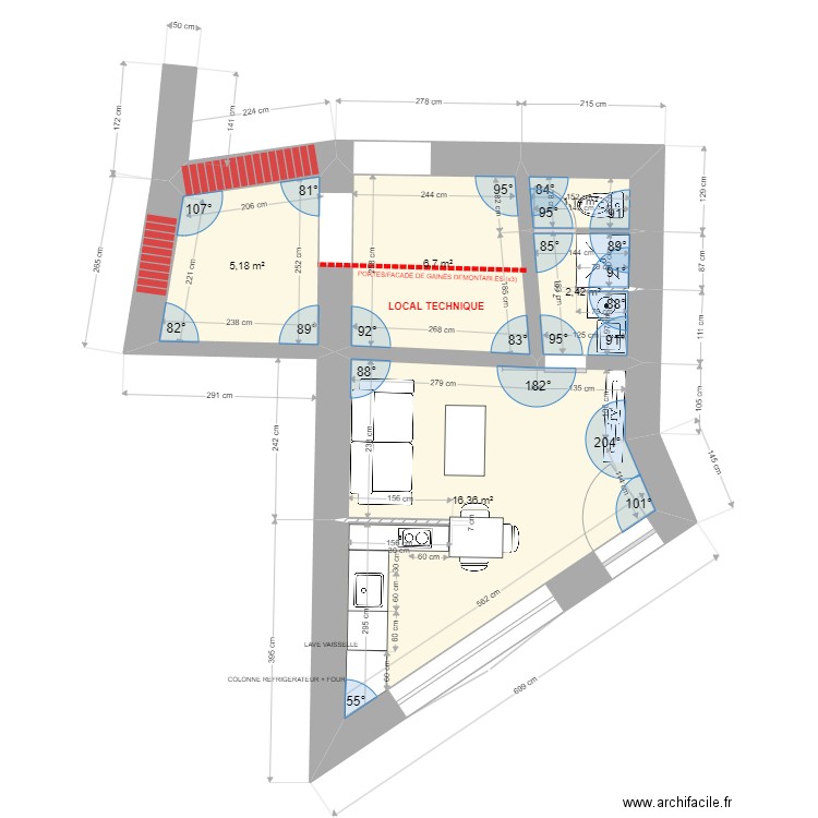 STUDIO + LT. Plan de 5 pièces et 32 m2