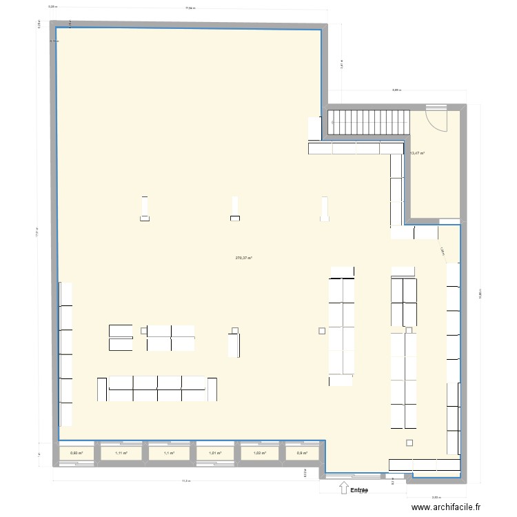 Ravine Glissante avec une entrée et une sortie. Plan de 8 pièces et 290 m2