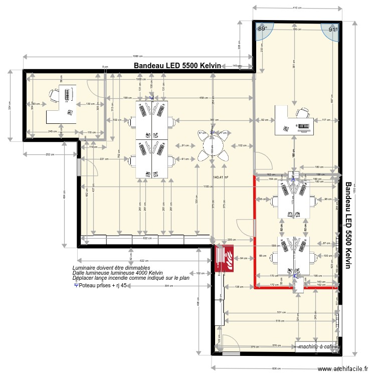 INFOCOM 3 sans cotation. Plan de 1 pièce et 140 m2