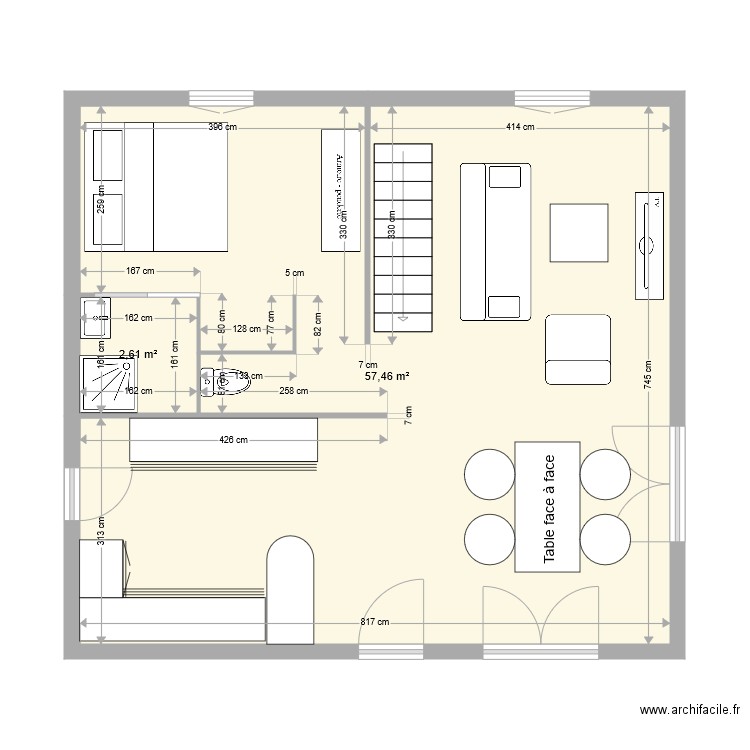 maison. Plan de 2 pièces et 60 m2