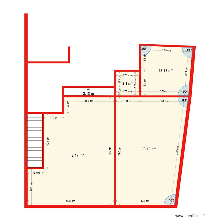 BI9028 ETAGE. Plan de 6 pièces et 103 m2