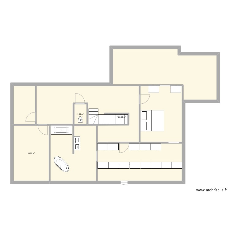 Bovenverdieping. Plan de 3 pièces et 143 m2