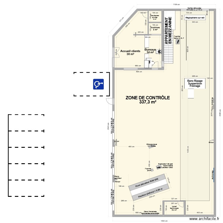 CCT mixte VL/CL COBEGO MONTBRISON 42COMO. Plan de 5 pièces et 390 m2