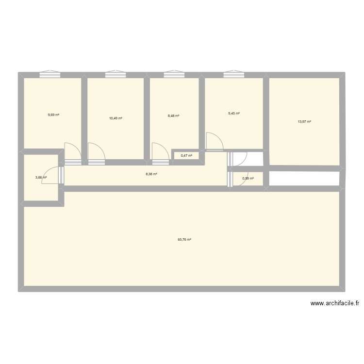 plan de base. Plan de 10 pièces et 131 m2