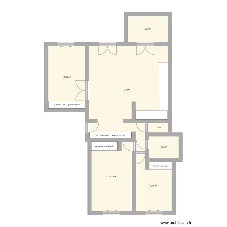 Appart Frejus. Plan de 7 Pièces et 81 m² Appart Frejus. Plan de 7 Pièces et 81 m²