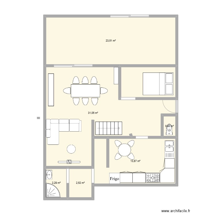 08075. Plan de 7 pièces et 81 m2