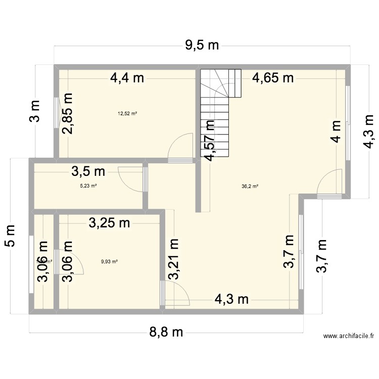 MITENDI RDC. Plan de 5 pièces et 66 m2