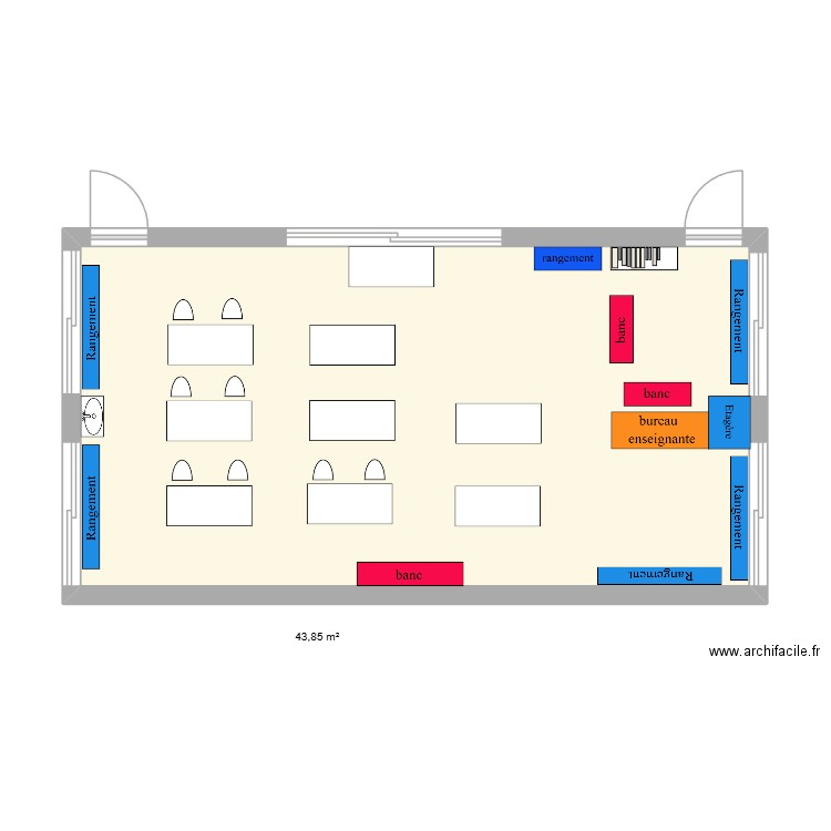Classe de CP. Plan de 1 pièce et 44 m2