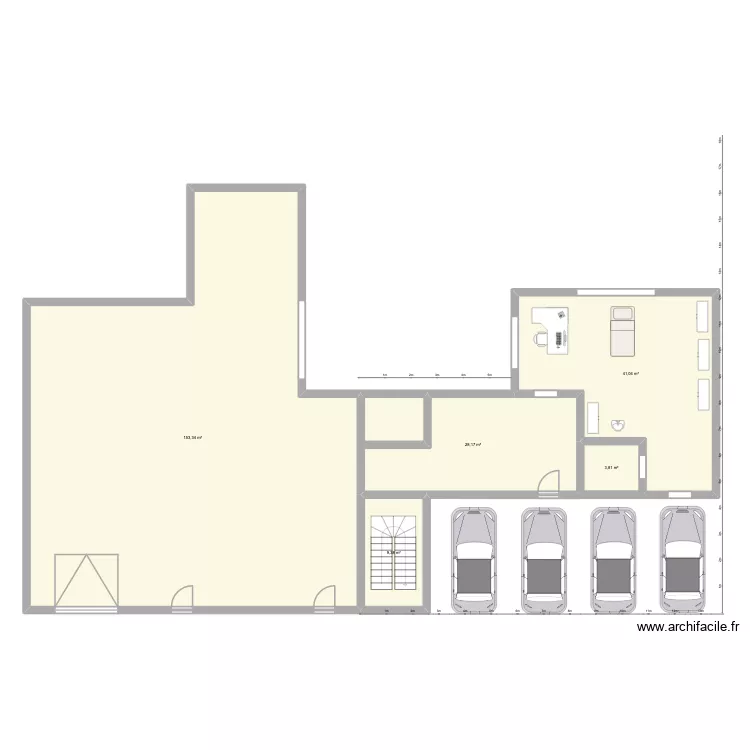 Cabinet new. Plan de 5 Pièces et 236 m²