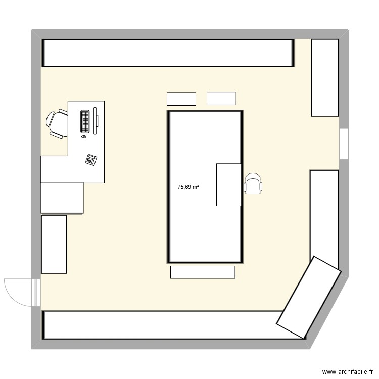 Nocibé. Plan de 1 pièce et 76 m2