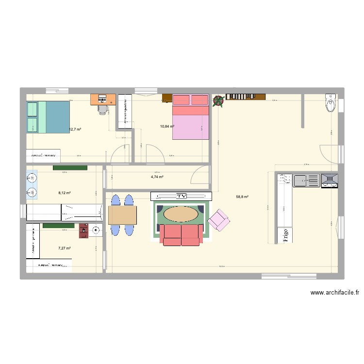 Grande maison. Plan de 6 pièces et 102 m2
