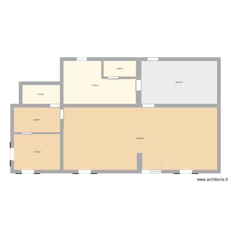 maison rez de chaussé. Plan de 7 pièces et 134 m2