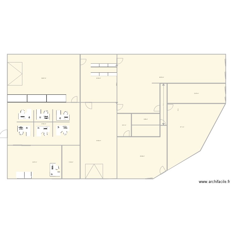 local V4. Plan de 0 pièce et 0 m2