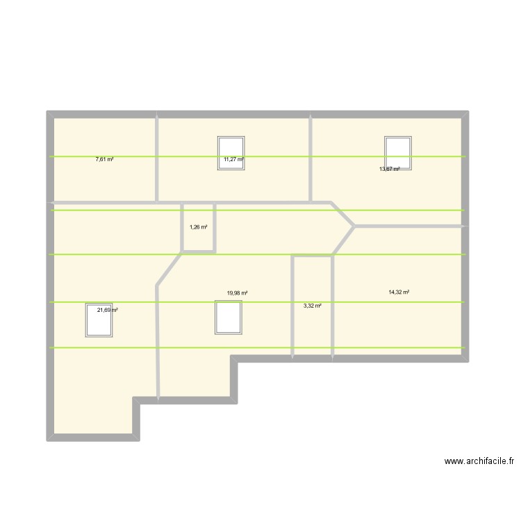 Sentenac. Plan de 8 pièces et 93 m2