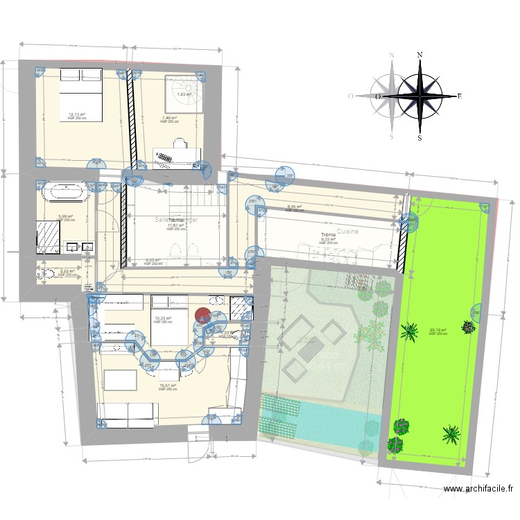 avec jardin. Plan de 22 pièces et 266 m2