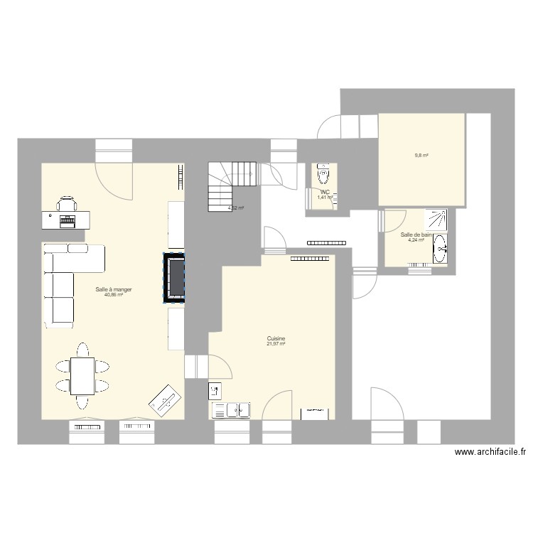 Maison. Plan de 6 pièces et 83 m2