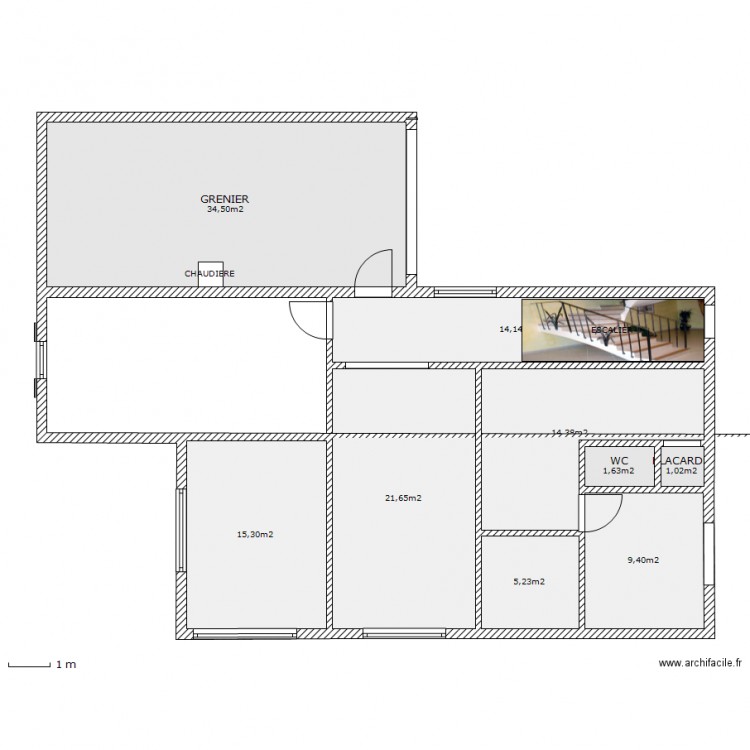 MAISON  1ER ETAGE. Plan de 0 pièce et 0 m2